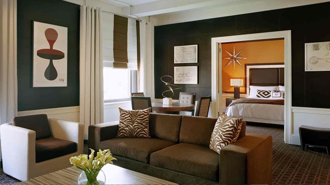 Deluxe One Bedroom King Suite