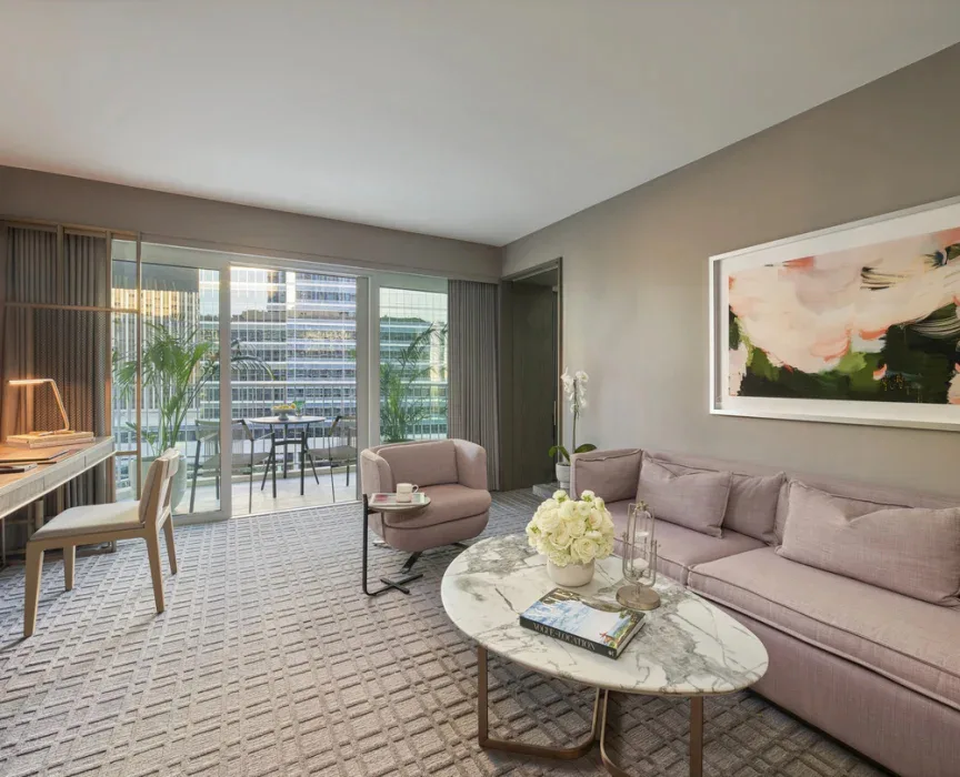 fairmont-century-plaza-las-angeles-usa-fairmont-gold-one-bedroom-suite-01_585