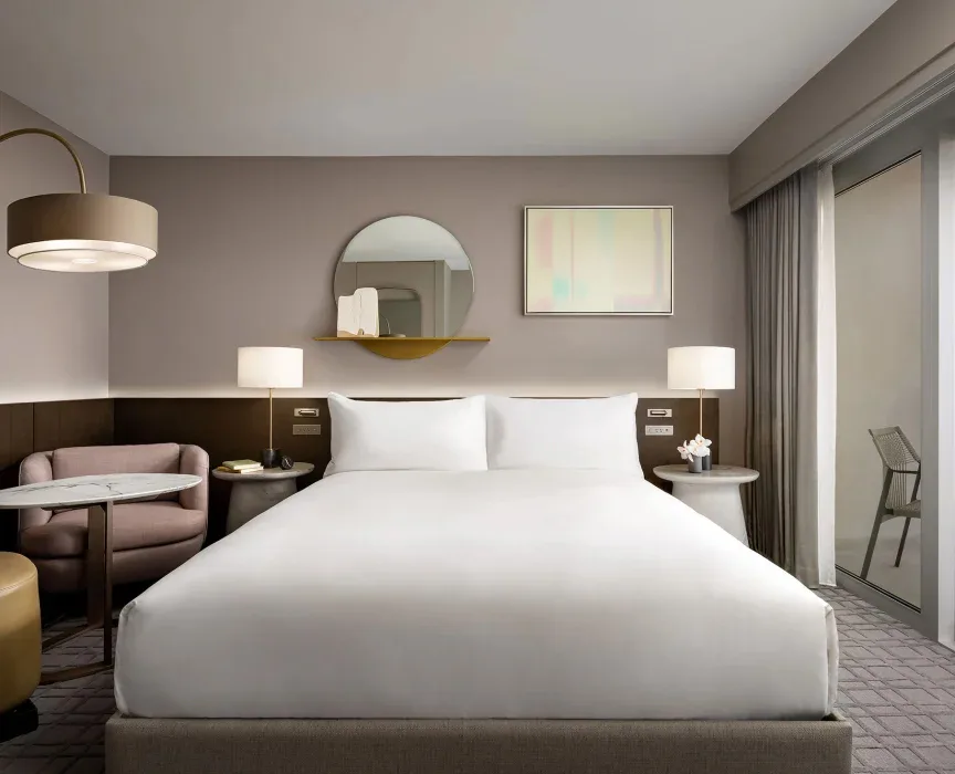 fairmont-century-plaza-las-angeles-usa-fairmont-guest-room-01_585