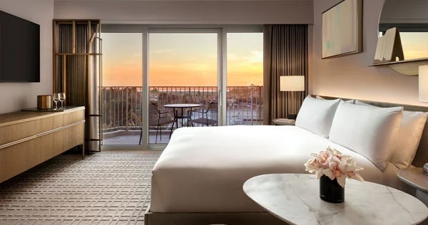 Deluxe Sunset View Room