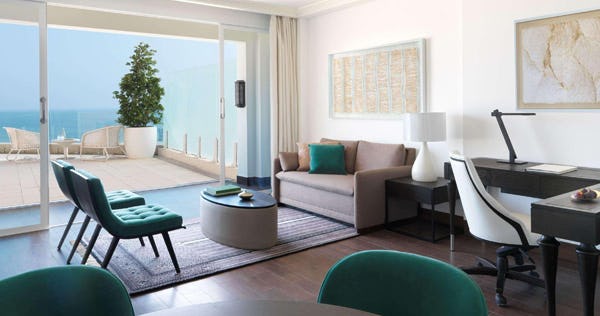 fairmont-fujairah-beach-resort-one-bedroom-terrace-suite_7971