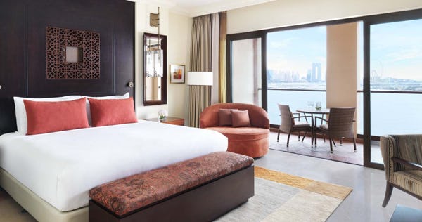 Fairmont Gold One Bedroom Palm Sea View Suite
