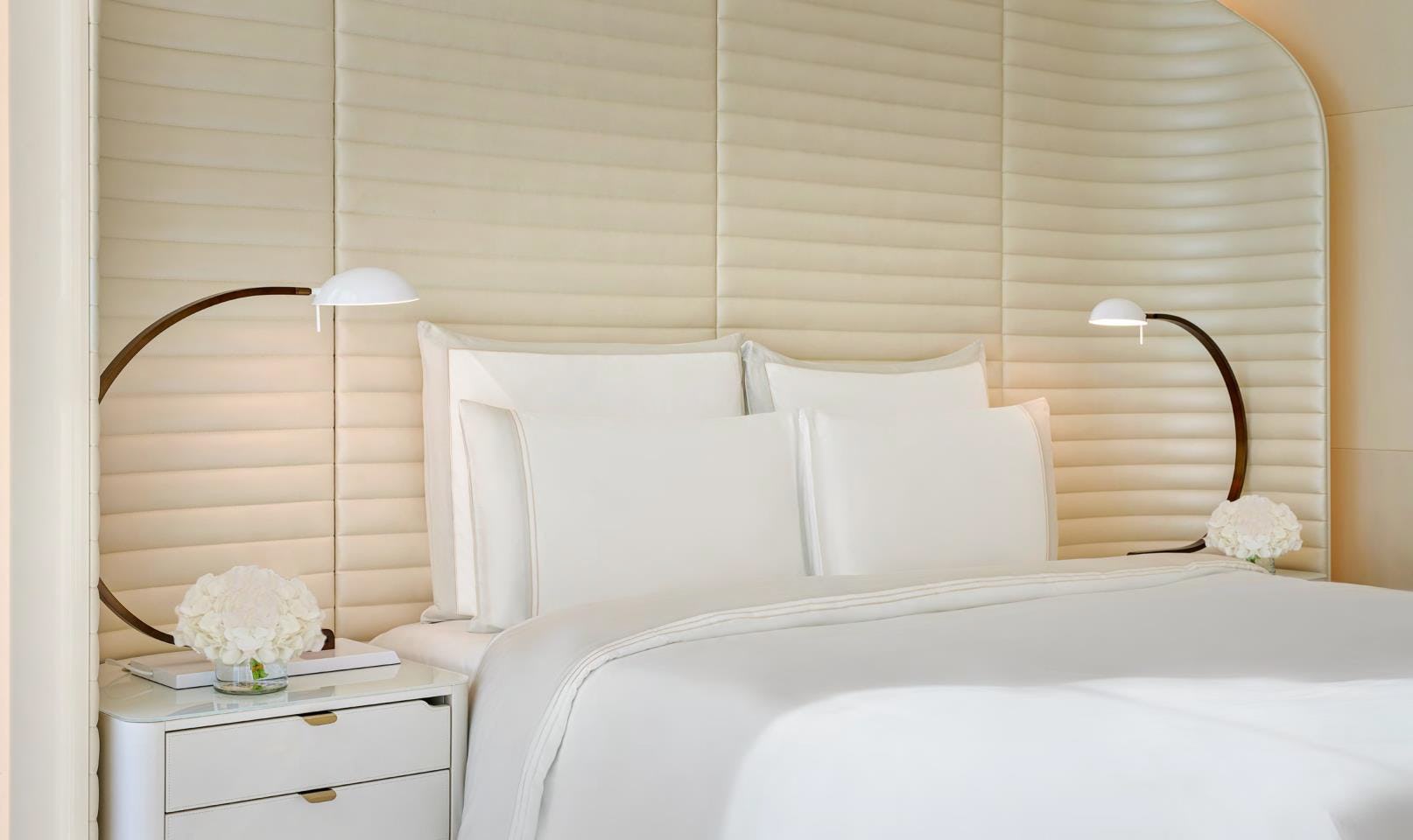 FAIRMONT KING CITY VIEW