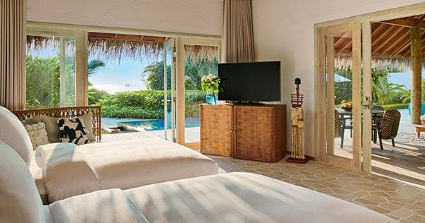 fairmont-maldives-sirru-fen-fushi-three-bedroom-beachsunset-villa-with-private-pool-02_10355