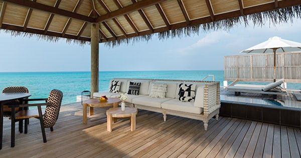 fairmont-maldives-sirru-fen-fushi-two-bedroom-water-sunset-villa-with-private-pool-03_10355