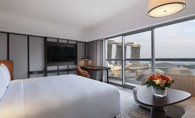 Fairmont Gold Marina Bay Room