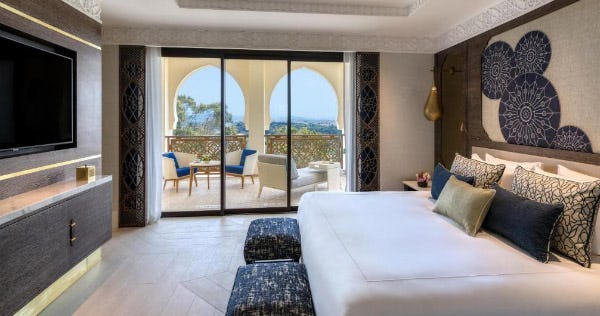 fairmont-tazi-palace-tangier-morocco-junior-suite-king-bed-forest-view-01_11992