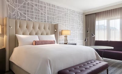 Fairmont Gold Signature Room