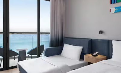 FAMILY CONNECT ROOM WITH SEA VIEW