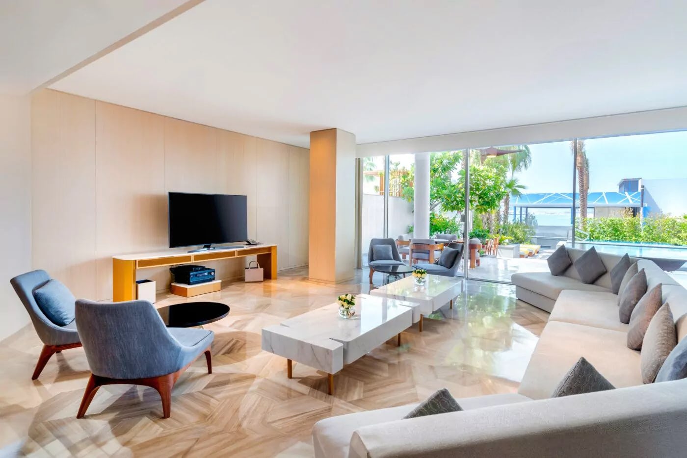 filve-palm-jumeriah-dubai-3-bed-beach-villa-w-pool-02_7869