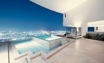 4 BED | Sky Villa w/ Pool