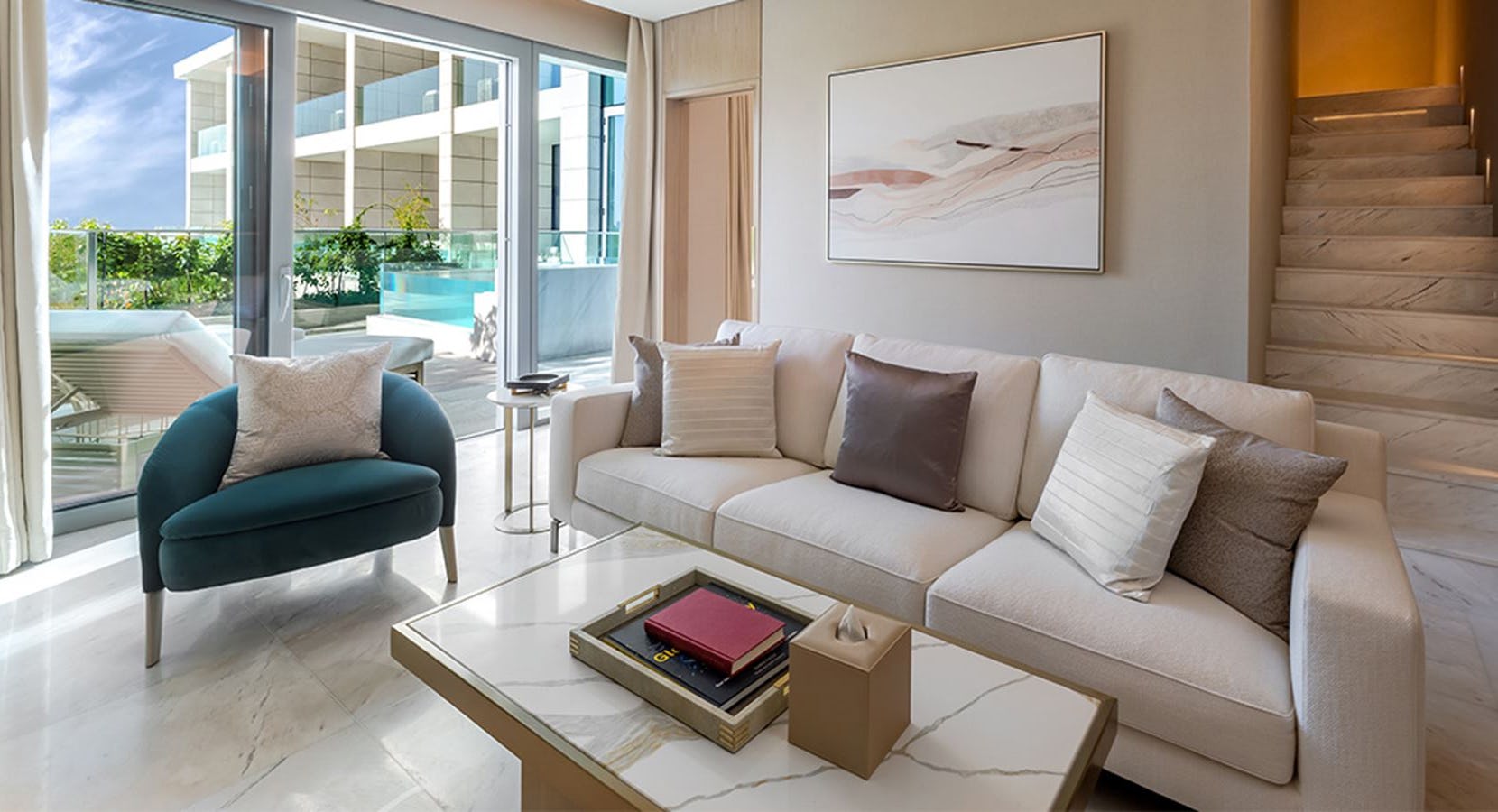 2 BED Poolside Suite w/Pool