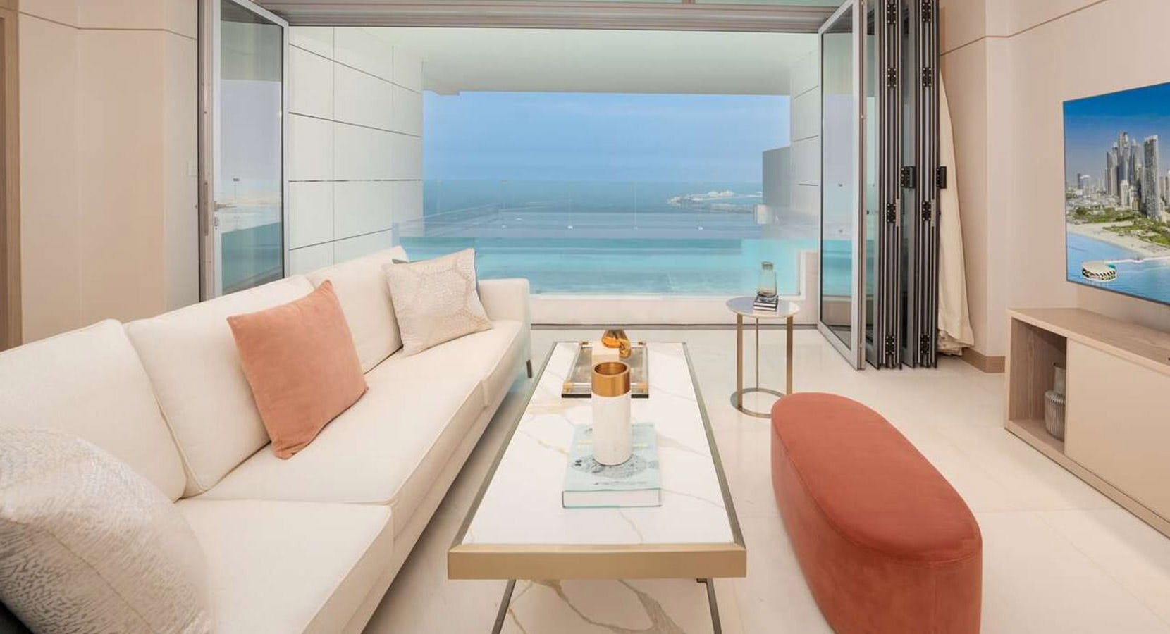 3 BED Skyline Suite w/Pool