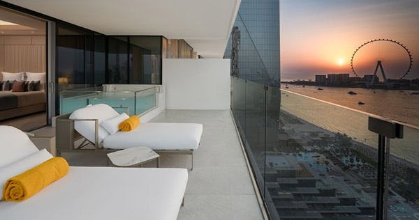 1 BED Skyline Suite w/Pool