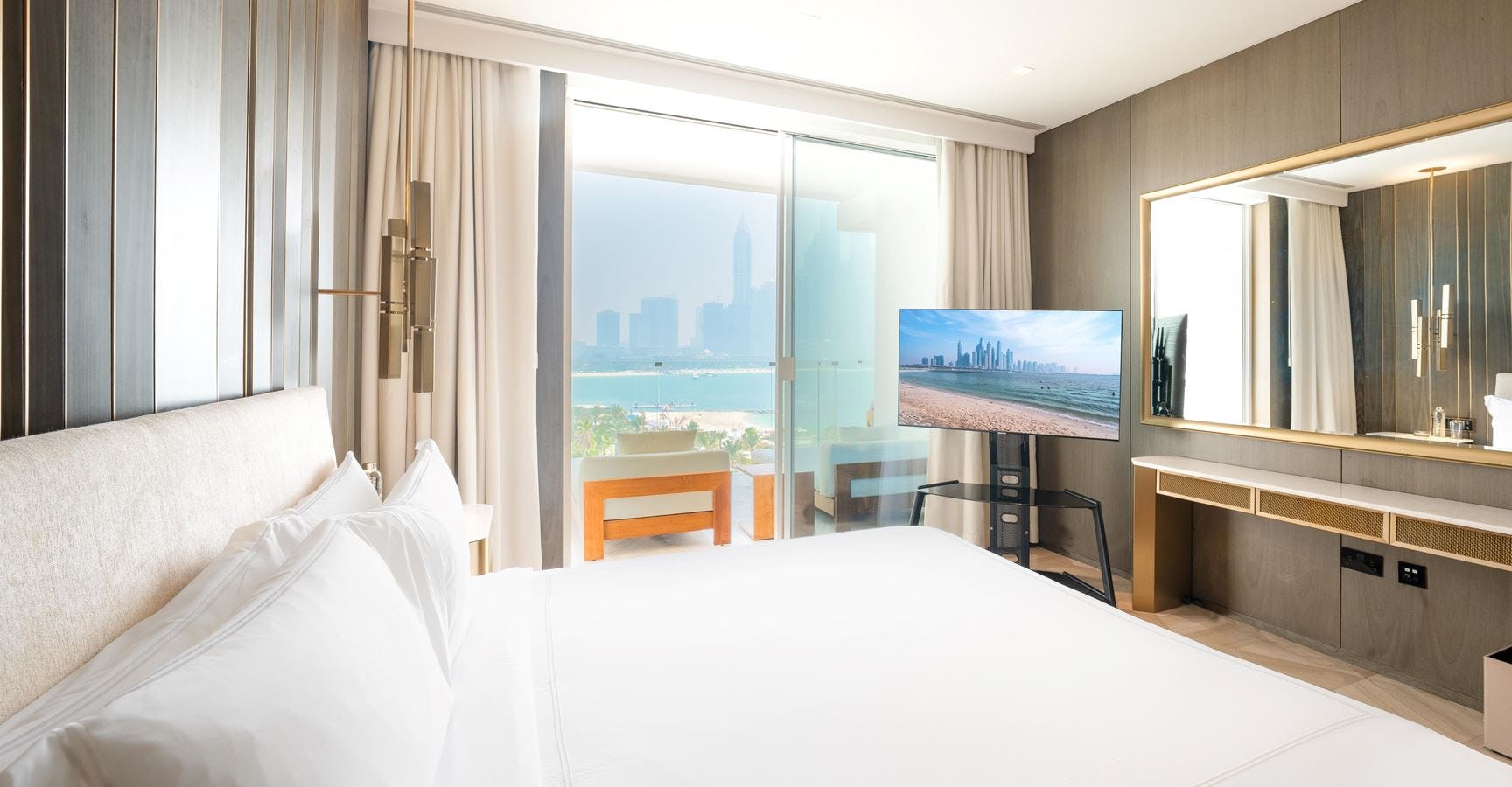 five-palm-jumeirah-dubai-1-bed-serviced-apartment-02_7869