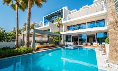 5 BED Beach Villa w/Pool