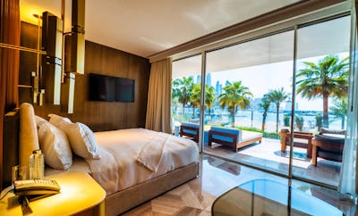 5 BED Beach Villa w/Pool