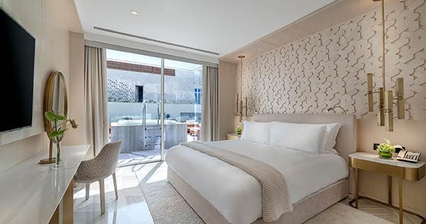five-palm-jumeirah-dubai-four-bedroom-duplex-suite-01_7869