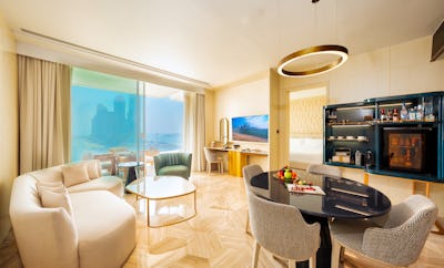 Luxe 1 Bedroom Suite