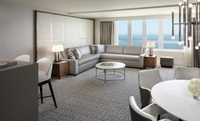 Grand One Bedroom Suite