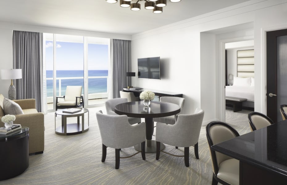 Sorrento Oceanfront One Bedroom Suite