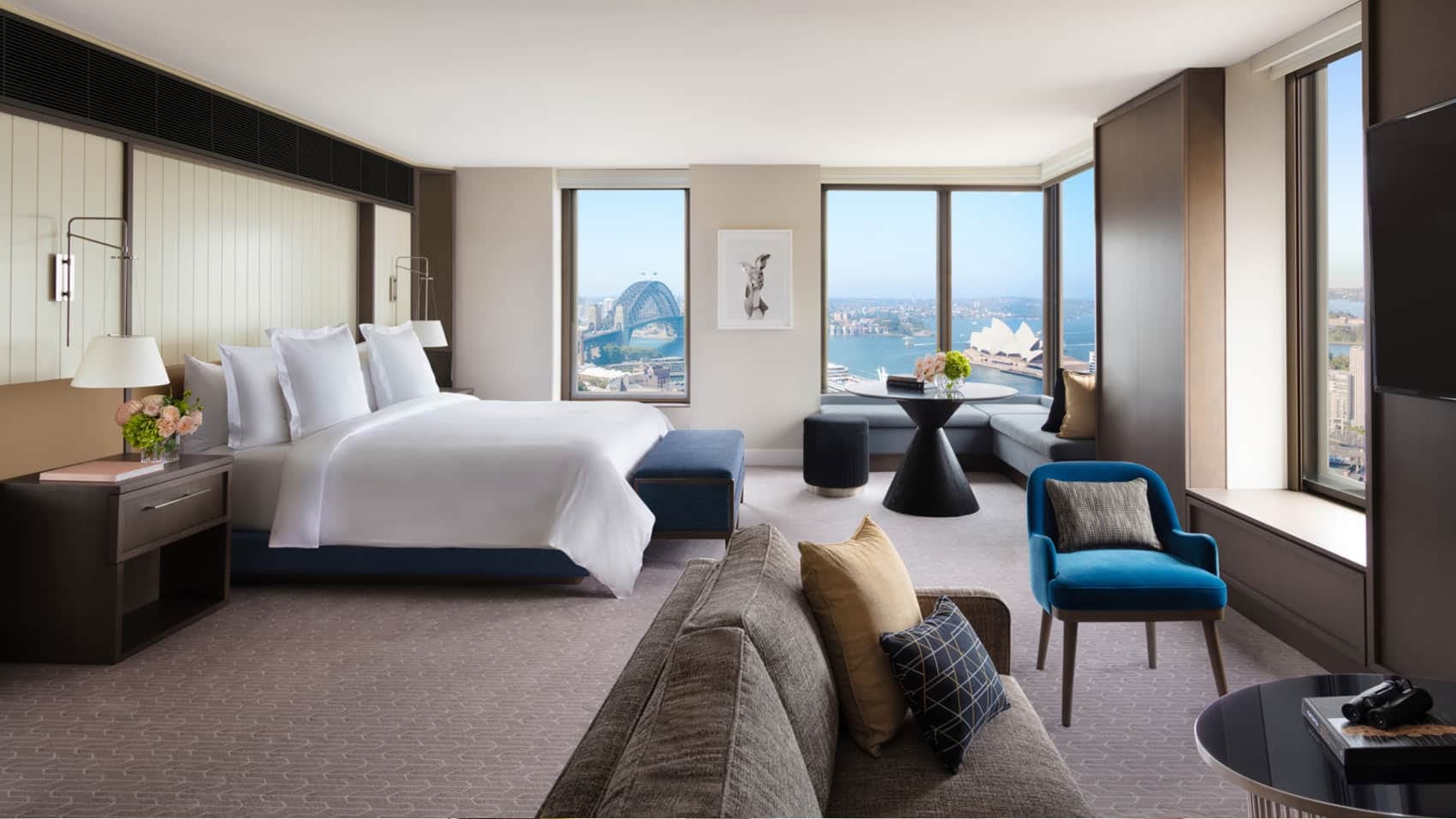 Four Seasons Full Harbour Club Suite