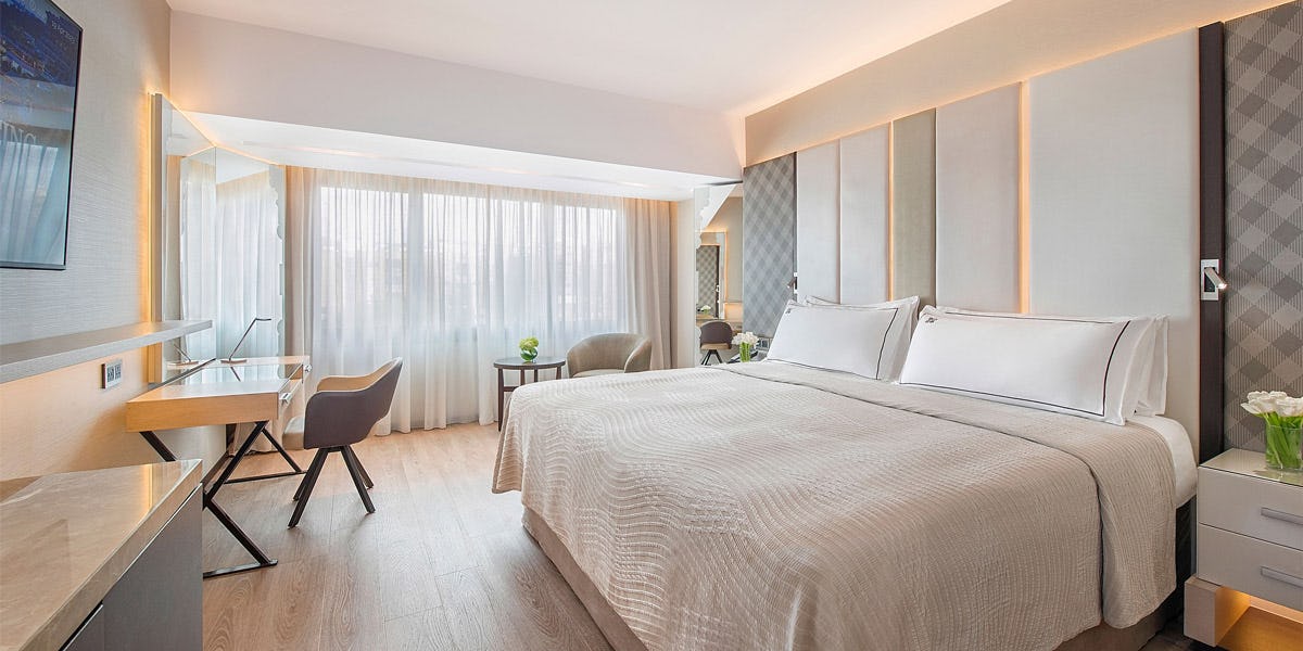 SUPERIOR INLAND VIEW