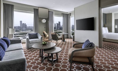 Four Seasons Executive Suite