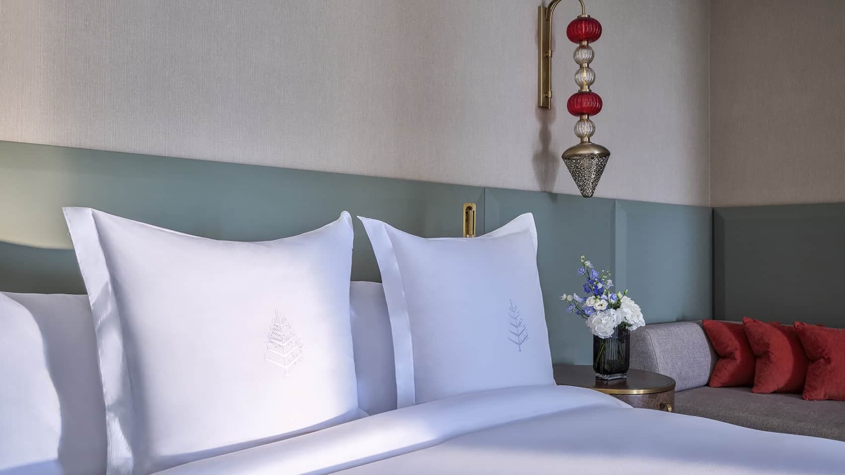 Four Seasons Executive Suite