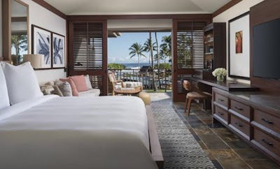 Ocean-View Deluxe Room