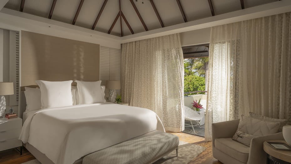 four-seasons-resort-mauritius-at-anahita-five-bedroom-oceanfront-residence-with-pool-03_264