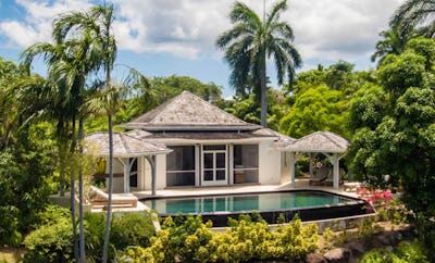 ONE-BEDROOM MANGO RIDGE STUDIO WITH POOL