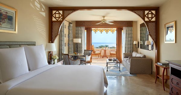four-seasons-resort-sharm-el-sheikh-deluxe-sea-view-room_1726
