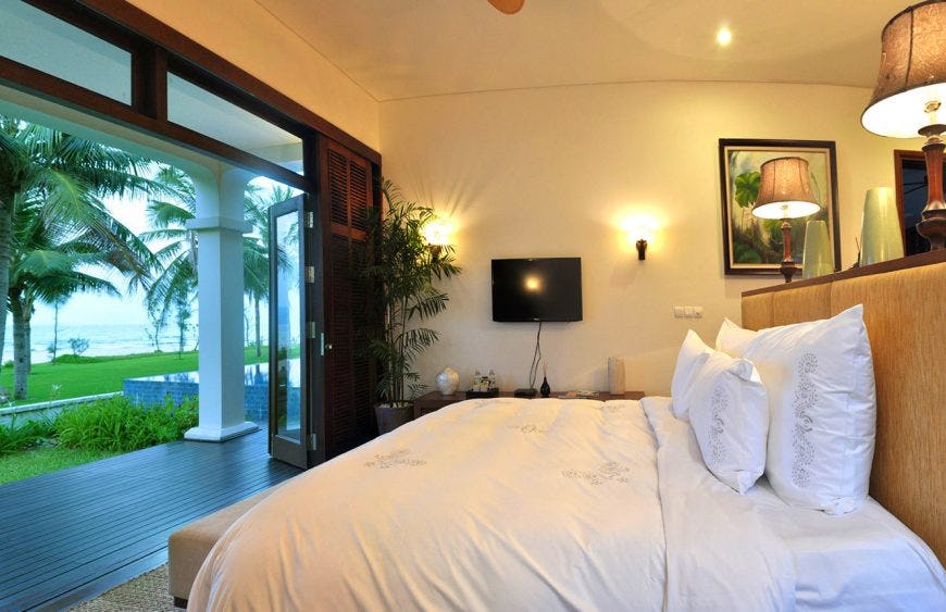 furama-resort-danang-beach-front-villas-02_8890