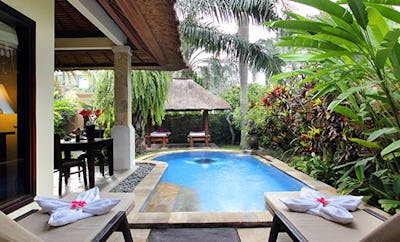 DELUXE POOL VILLA