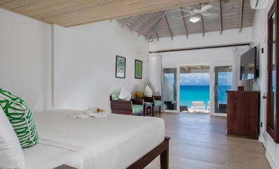 Superior Deluxe Beachfront