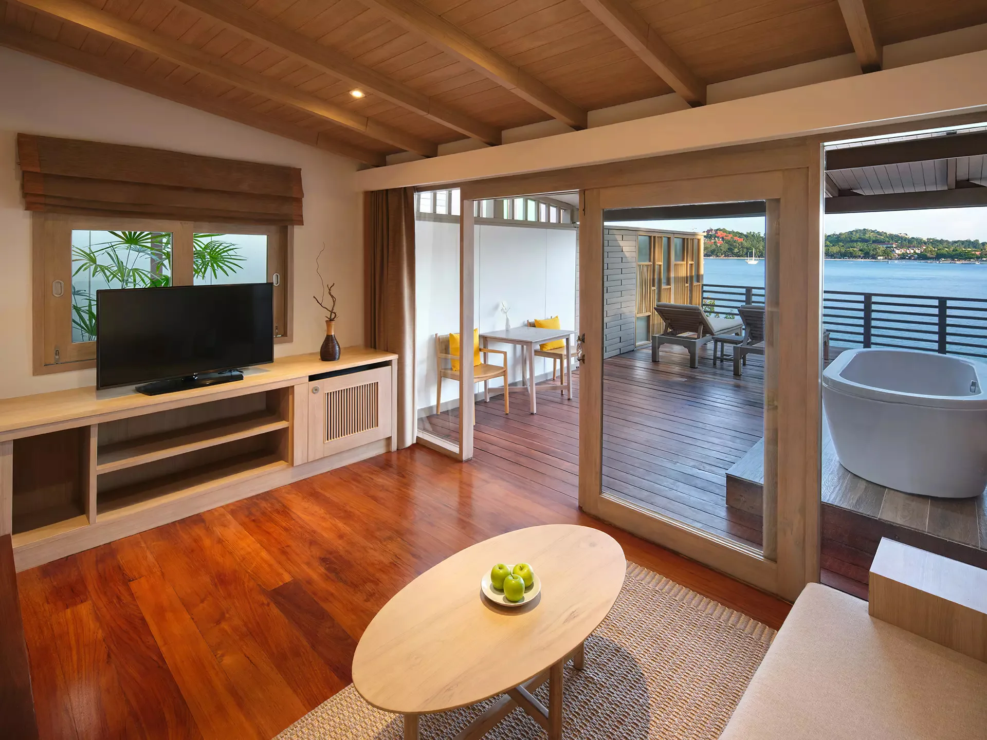 garrya-tongsai-bay-samui-seafront-suite_324