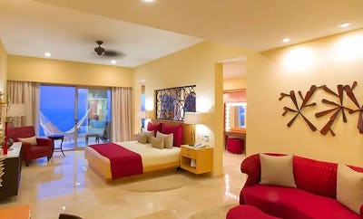 Ultra Junior Panoramic Suite