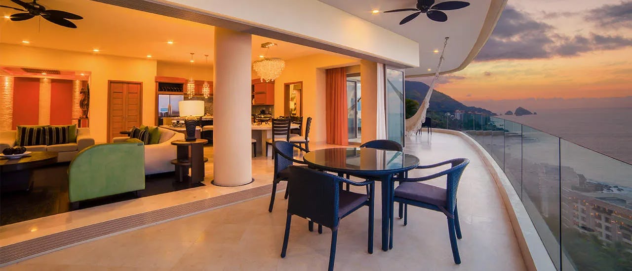 Three Bedroom Panoramic Suite