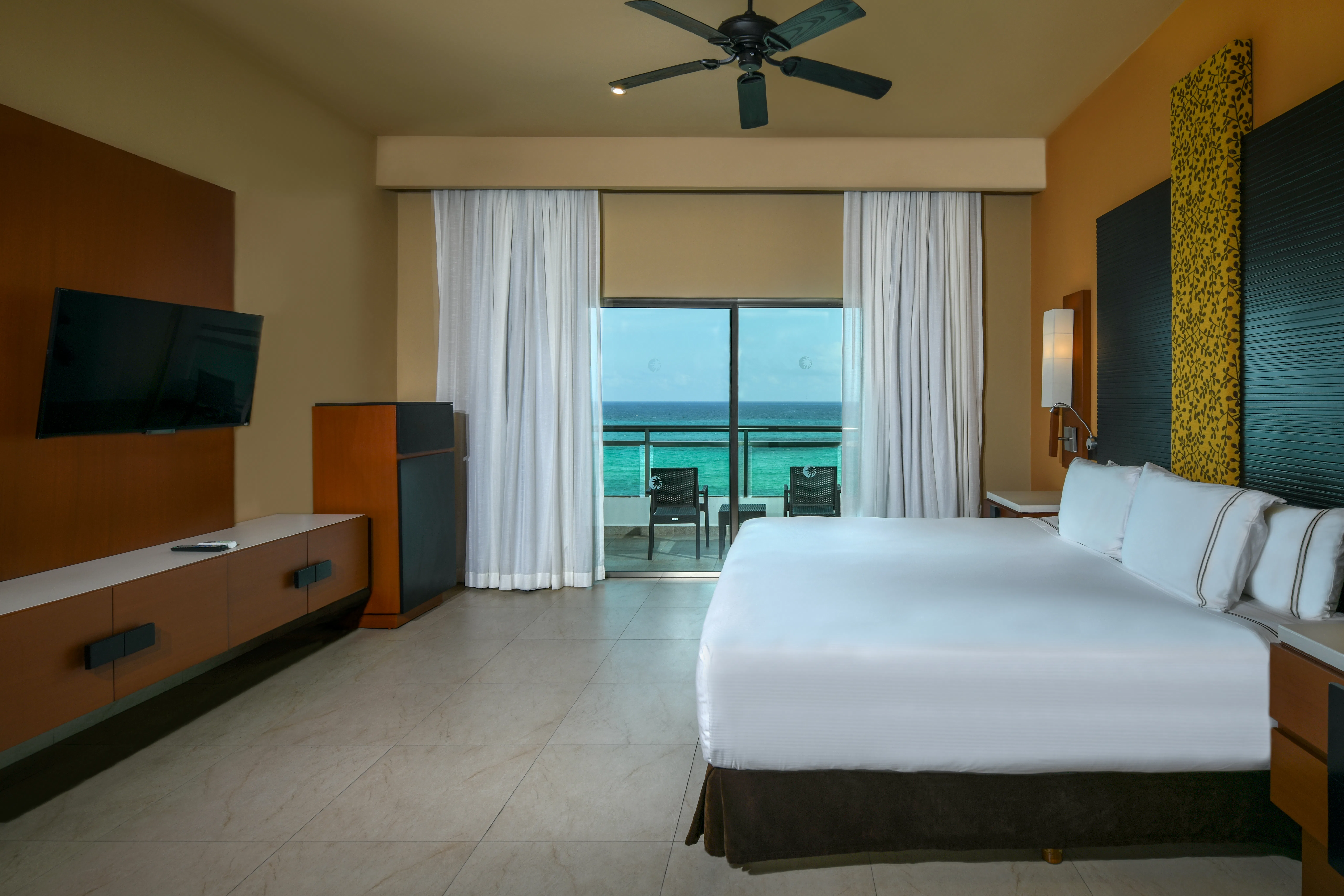 generations-riviera-maya-resort-oceanfront-presidential-suite_9130
