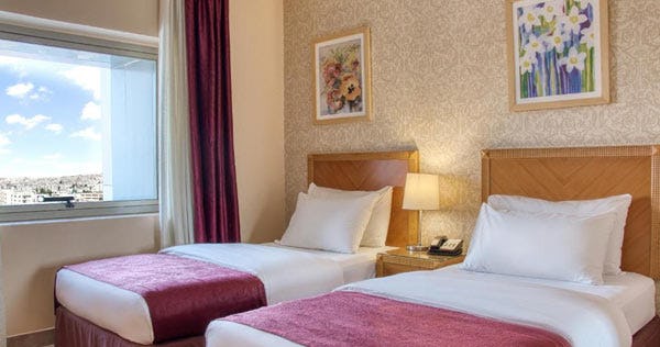 geneva-hotel-amman-deluxe-twin-room-01_12361