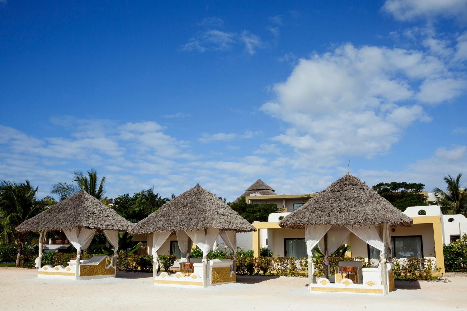 gold-zanzibar-beach-house-and-spa-tanzania-suite-and-suite-with-pavillion-02_10573