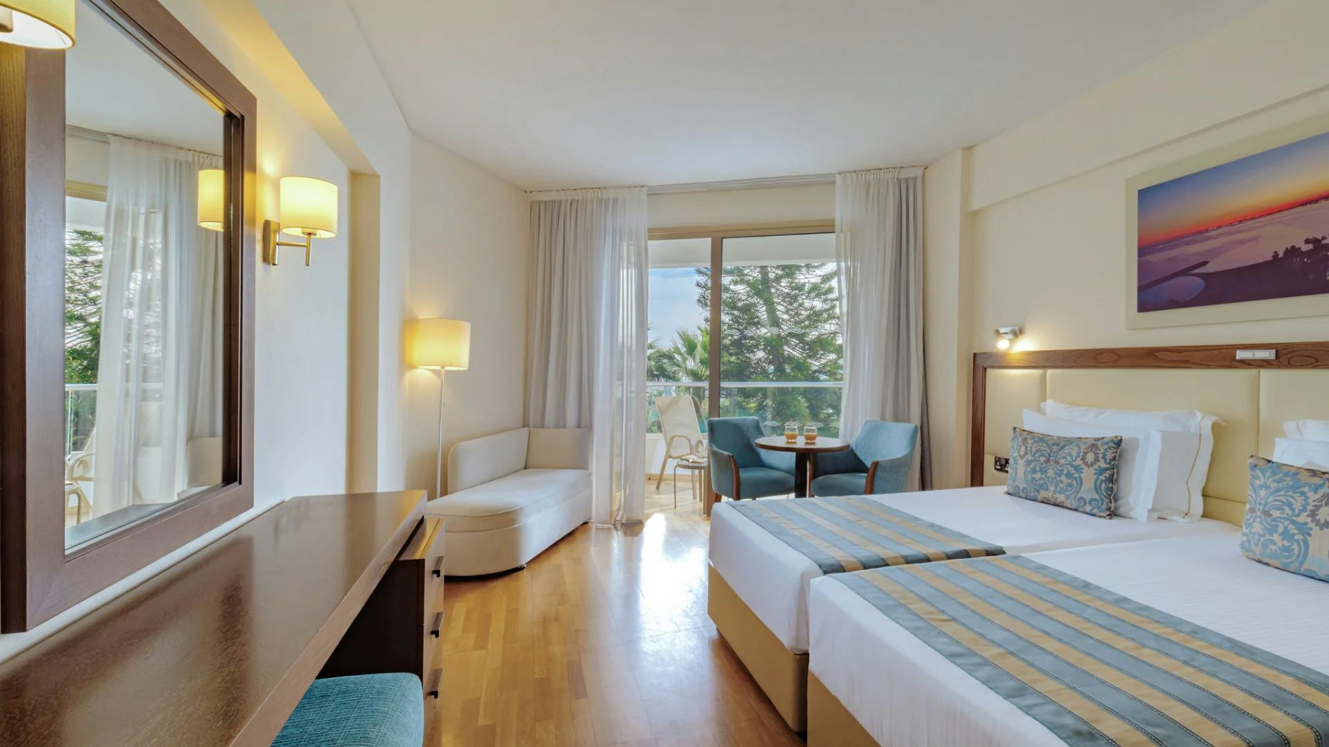 golden-bay-beach-hotel-cyprus-disabled-friendly-standard-room_12843