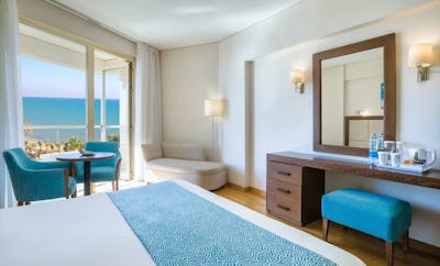 Superior Sea View Room