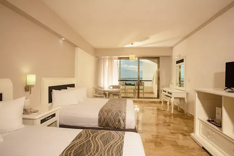 golden-parnassus-all-inclusive-resort-and-spa-cancun-double-deluxe-lagoon-view_2113