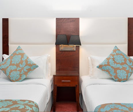 golden-sand-hotel-and-residence-sharjah-2-bedroom-apartment-01_10716