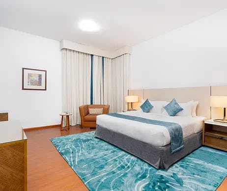 golden-sand-hotel-and-residence-sharjah-3-bedroom-suite-01_10716