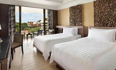 Two Executive Seaview Rooms Connecting