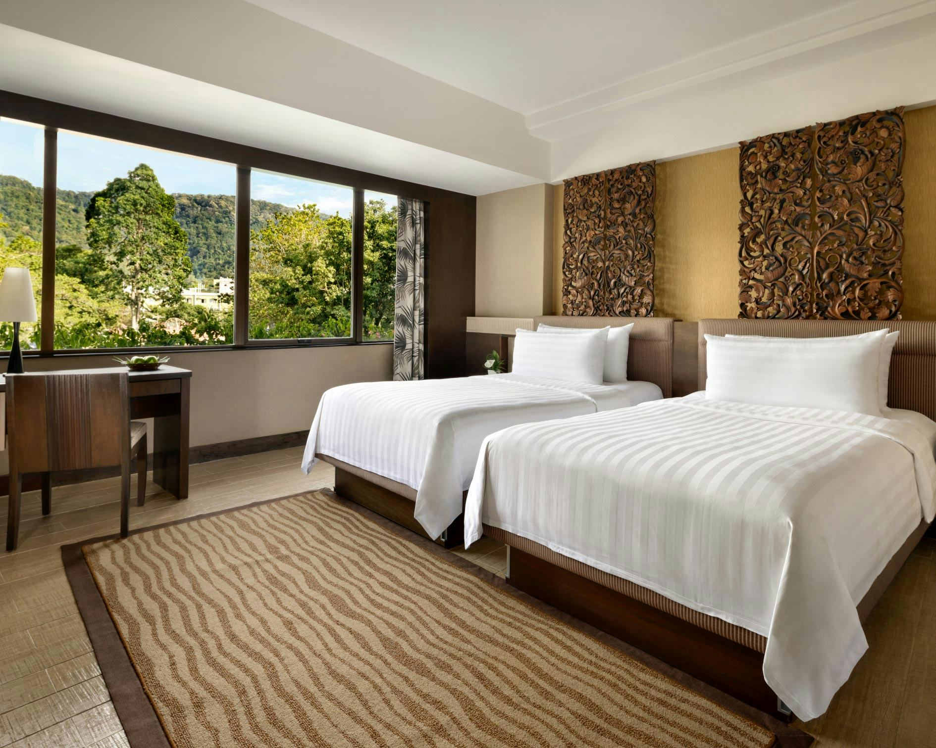 Two Superior Rooms Connecting