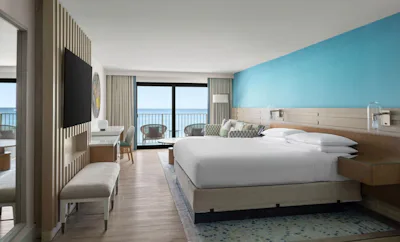 Grand Oceanfront King